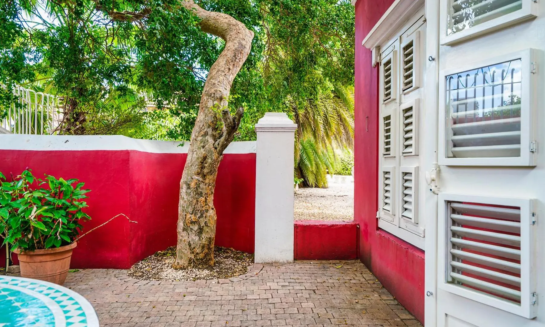 Bed & Breakfast Villa Tokara Boutique Hotel Willemstad