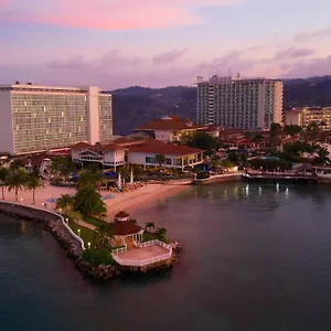 https://sunset-jamaica-grande-resort-spa.greaterantilleshotels.net